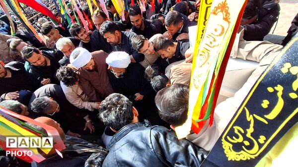 تشیع پیکر مطهر شهید پاسدار محمد صادق نظافتی در کاشمر 