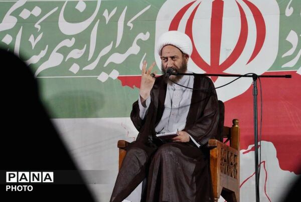 شکوه تاریخ زیر گنبد دانشگاه؛ آیین همدلی در پایتخت علم