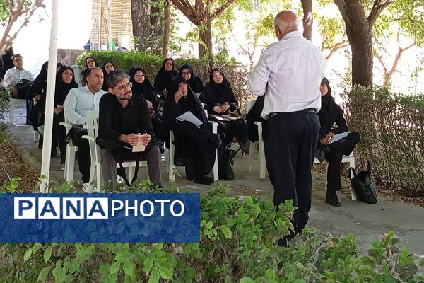 برگزاری دوره توانمند سازی مربیان پیشتاز در منطقه پردیس 