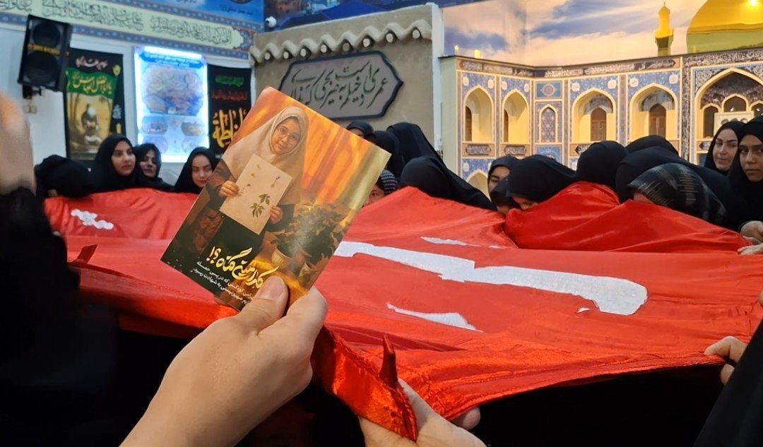 مراسم هیئت بسیج دانش‌آموزی با گرامی‌داشت یاد دانش‌آموزان شهید میناب 
