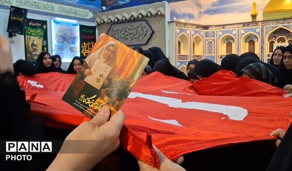 مراسم هیئت بسیج دانش‌آموزی با گرامی‌داشت یاد دانش‌آموزان شهید میناب 
