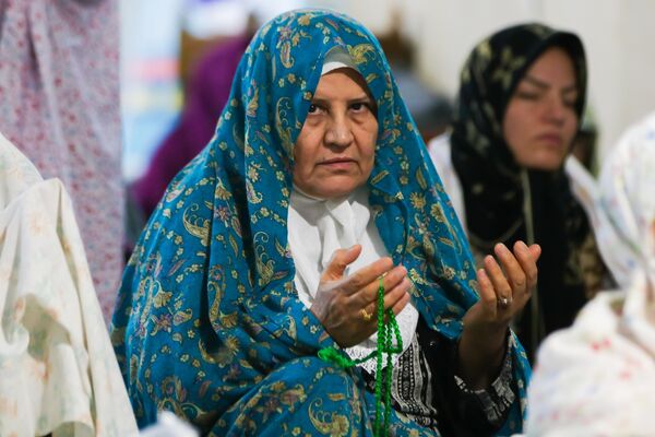 اعتکاف مادر و دختری در مسجد مقدس جمکران