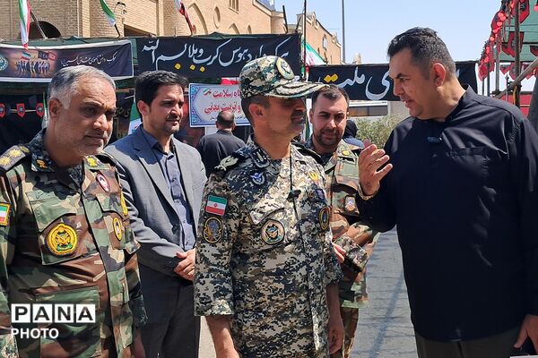 بهارستان دو در مسیر عشق؛ میزبانی فرهنگیان از زائران حسینی در عوارضی پرند