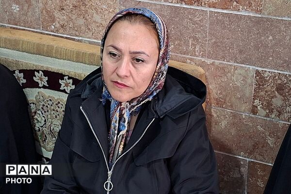 همایش آموزش خانواده با عنوان دانش‌آموزان و فضای مجازی در ناحیه دو شهرری