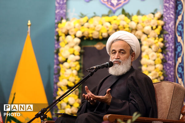 مراسم سالروز شهادت امام جعفر صادق(ع) در حرم کریمه اهل بیت(س)