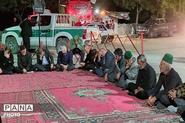 هیئت عزاداری آقا ابا عبدالحسین در  شب عاشورا حسینی در شهر بار نیشابور 