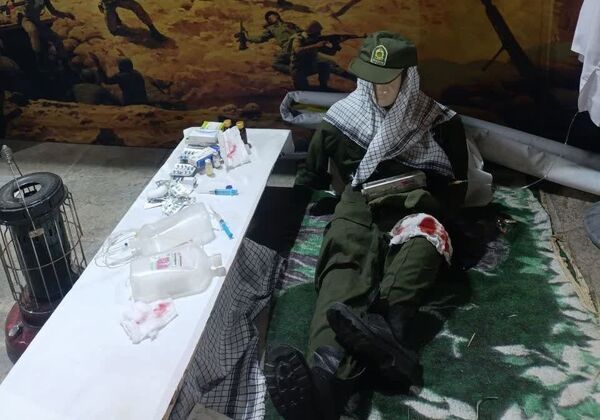 نمایشگاه شهدا به‌مناسبت هفته دفاع مقدس در‌شهر مهستان 