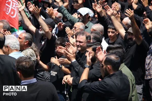 اجتماع باشکوه جاماندگان اربعین‌حسینی در فردیس 