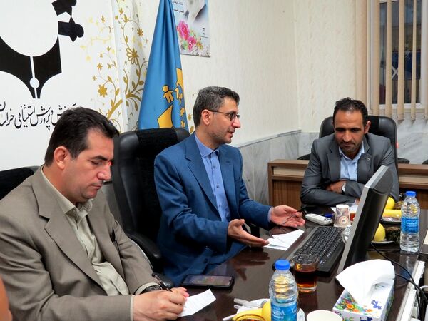 نشست معاون پیشگیری و تشخیص توانبخشی سازمان آموزش پرورش استثنایی کشور با مدیران مرکز  استان