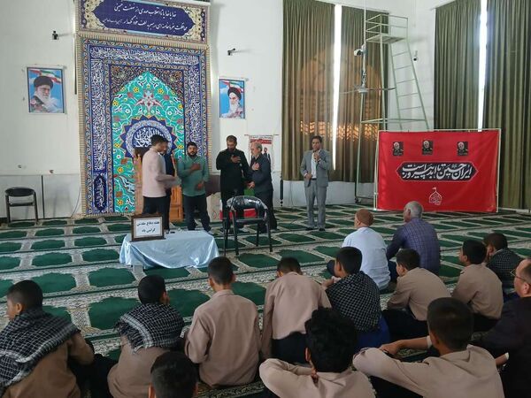 برگزاری یادواره شهدا در مسجد صاحب‌الزمان شهرستان خلیل‌آباد