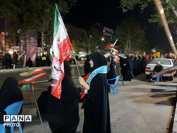 موج حماسه مشهدیان در بلوار احمد آباد 
