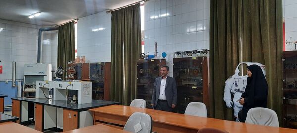 بازدید سرگروه‌های آموزشی از دبیرستان مهشید مصلی نژاد