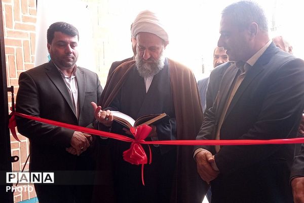 ردپایی از نقش و نگار در نمایشگاه دائمی شهرداری قرچک با آثار جشنواره دانش‌آموزی فرهنگی- هنری فردا