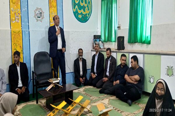 محفل نورانی انس با قرآن‌کریم با حضور قاریان برجسته استانی