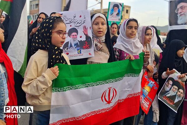 اجتماع بزرگ بانوان زینبی مدافعان ولایت به مناسبت شهادت رهبری شهید امام خامنه‌ای و شهیدان جنگ رمضان در باشت