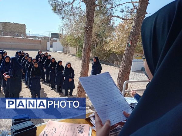 جشن میلاد حضرت زینب (س) در دبیرستان مادرمهربان خلیل آباد