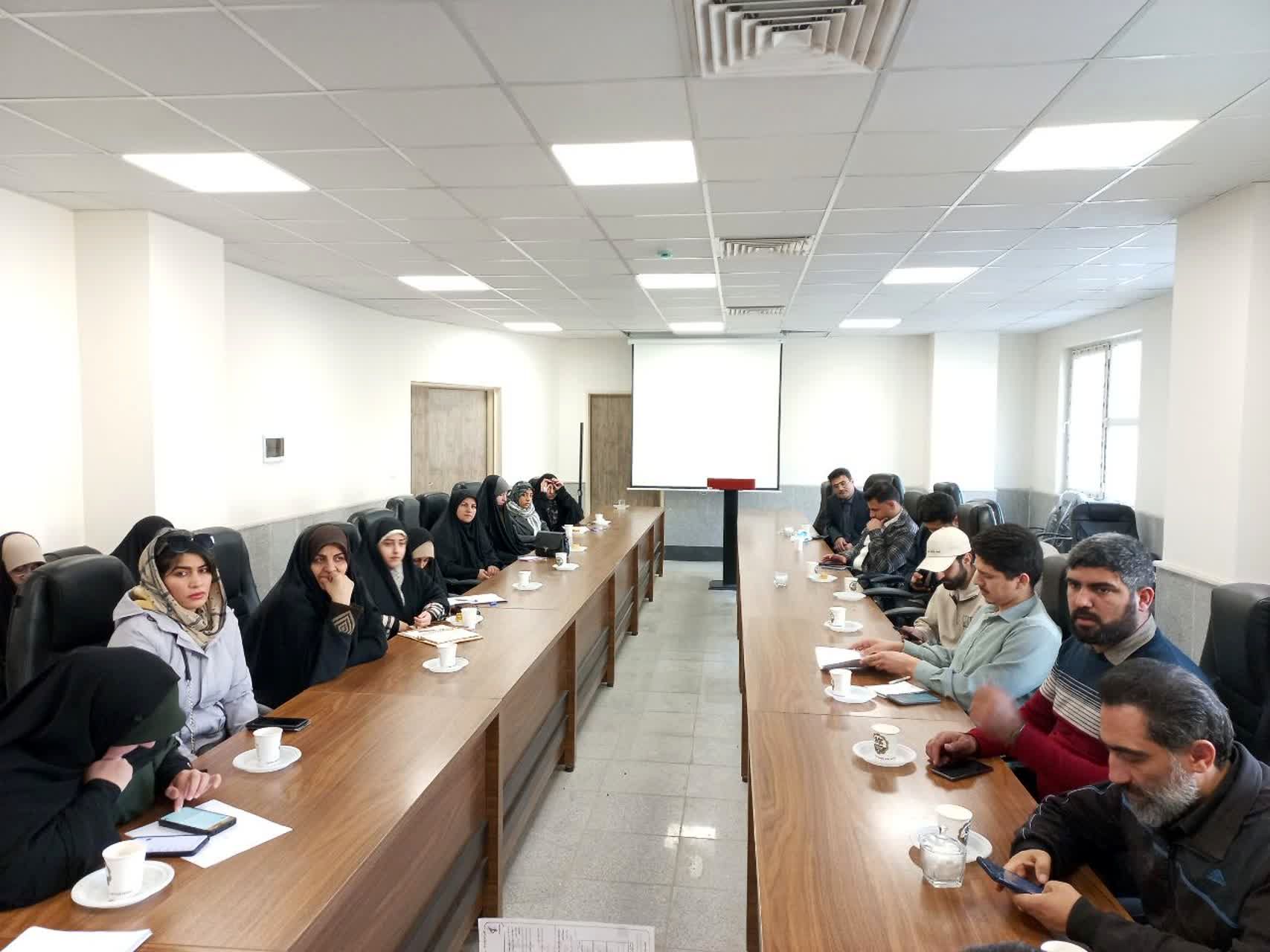 جلسه شورای جهادی ناحیه بسیج دانشجویی البرز