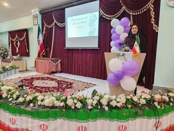 همایش گفتمان سازی الگوی سوم زن مسلمان و کنشگری جمعیت در تبریز