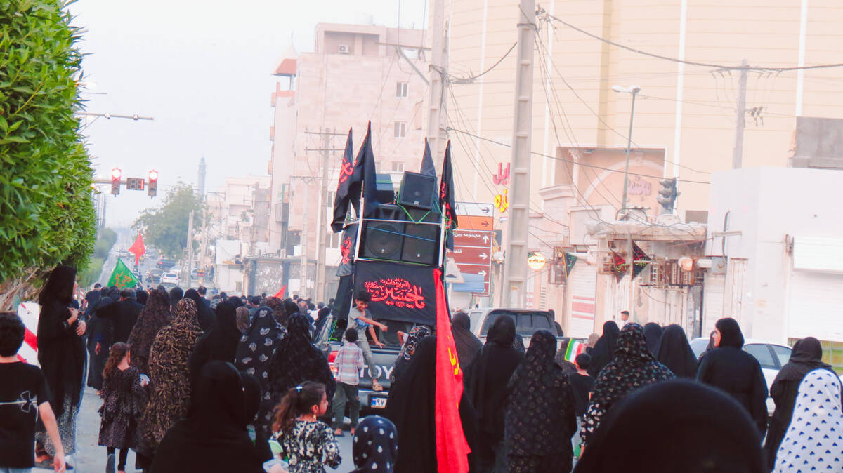 جاماندگان اربعین در بندرخمیر، شور حسینی را به خیابان‌ها آوردند