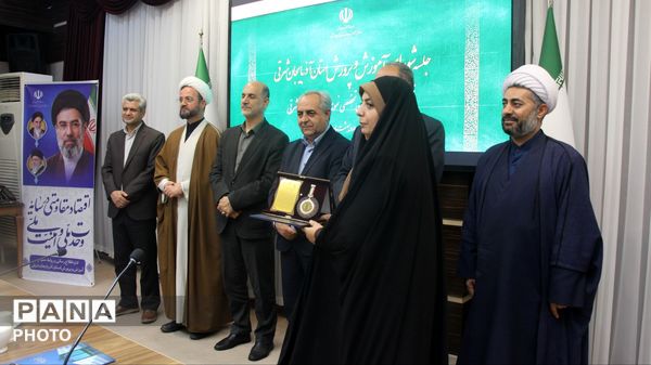سومین جلسه شورای آموزش و پرورش آذربایجان شرقی در هفته معلم