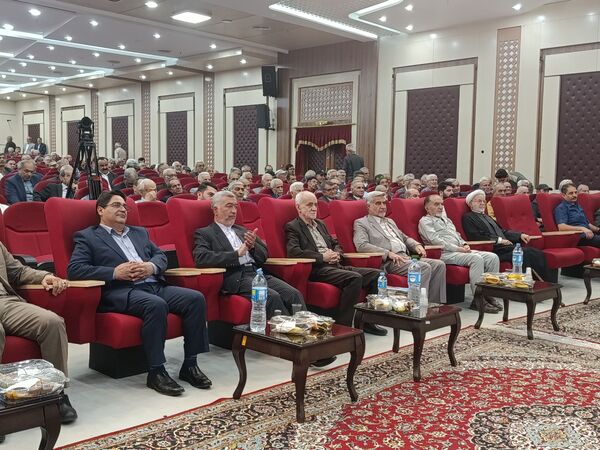 تجلیل از بازنشستگان آموزش و پرورش استان خراسان رضوی