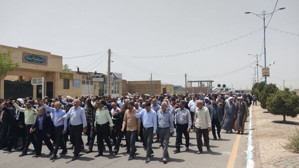راهپیمایی خشم و نصر در سراسر استان کرمان