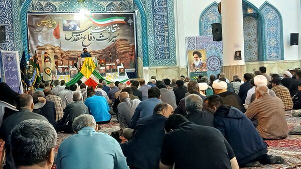برگزاری آیین باشکوه گرامیداشت هفته دفاع مقدس در مصلی نظرآباد