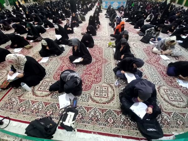 برگزاری آزمون لیگ جت دختران متوسطه اول