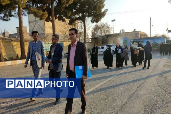 اجلاس استانی ویژه مدیران دبیرستان‌های نمونه دولتی و شبانه‌روزی استان خراسان رضوی در دبیرستان دخترانه شهید مجید دهنوی