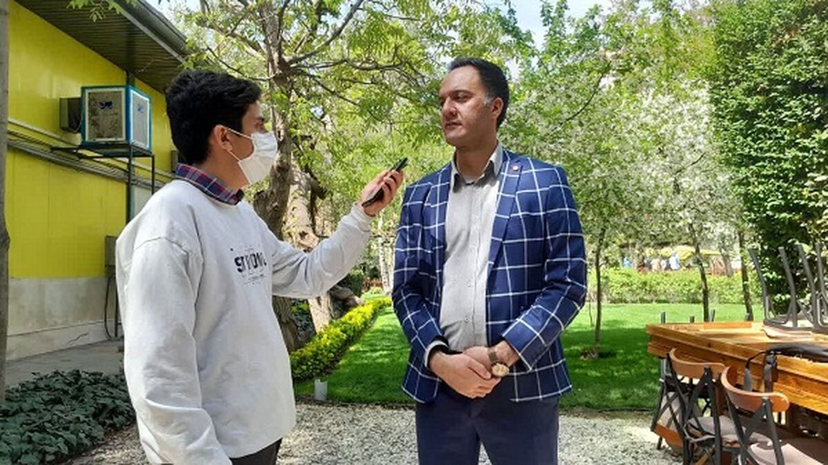 220 هزار لاله در باغ گل‌های چمران شکفتند