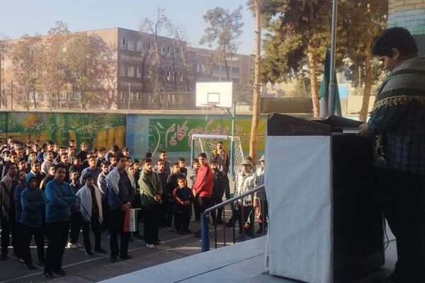 نواخته شدن زنگ آغاز هفته بسیج در ناحیه دو شهرری 