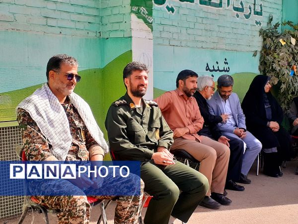 گرامیداشت هفته دفاع مقدس و زنگ مهر در مدرسه شایستگان