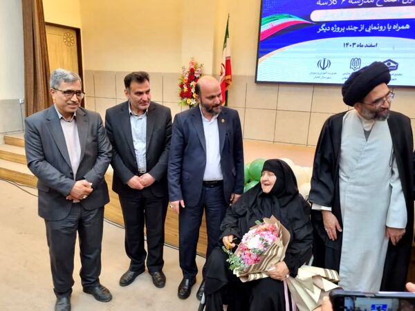 مراسم افتتاحیه مدرسه خیرساز شهیدان بارفروش در کاشان