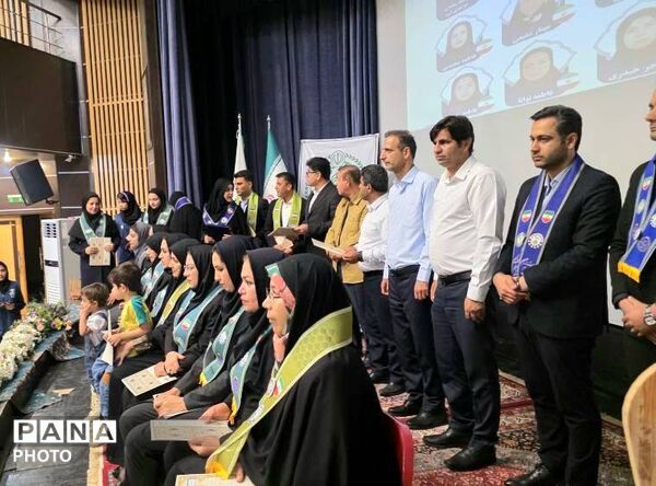 همایش شهرستانی تجلیل از پیشتازان، مربیان و مدرسان پیشتاز برتر در شهرستان جم