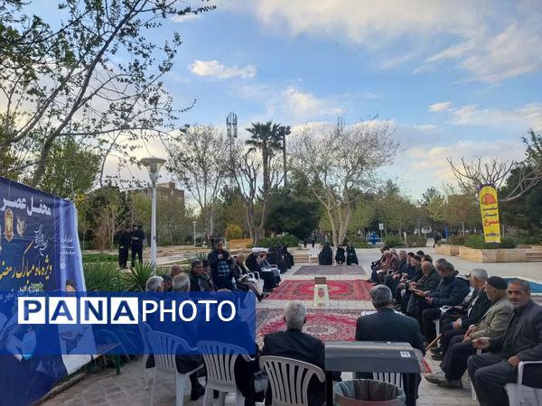 محفل جزء‌خوانی قرآن کریم در بوستان‌های قم