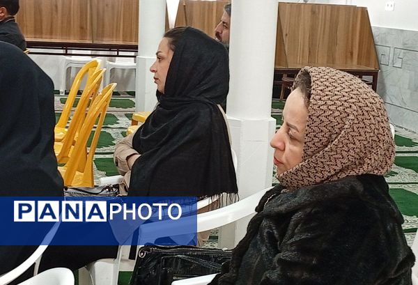 جلسه هدایت تحصیلی پایه نهمی دبیرستان میثاق ویژه والدین 