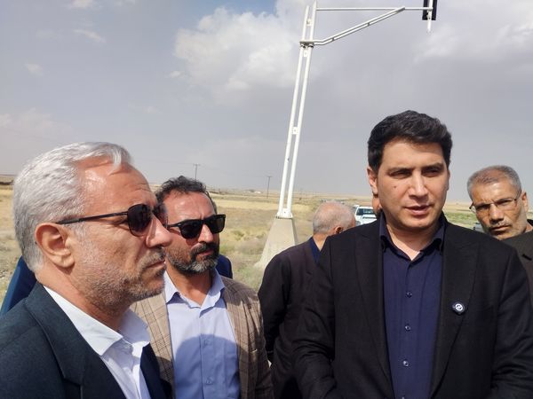 دیدار استاندار کردستان با خانواده شهدای حملات تروریستی رژیم صهیونیستی و بازدید از طرح‌های توسعه‌ای قروه