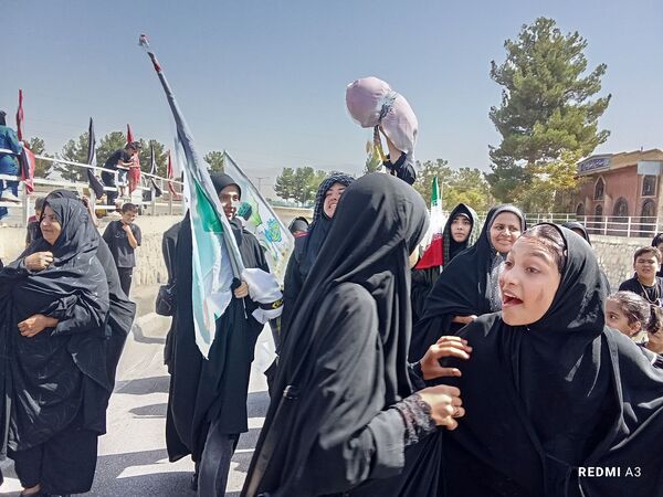 حضور مردم نیشابور در راهپیمایی جاماندگان اربعین حسینی