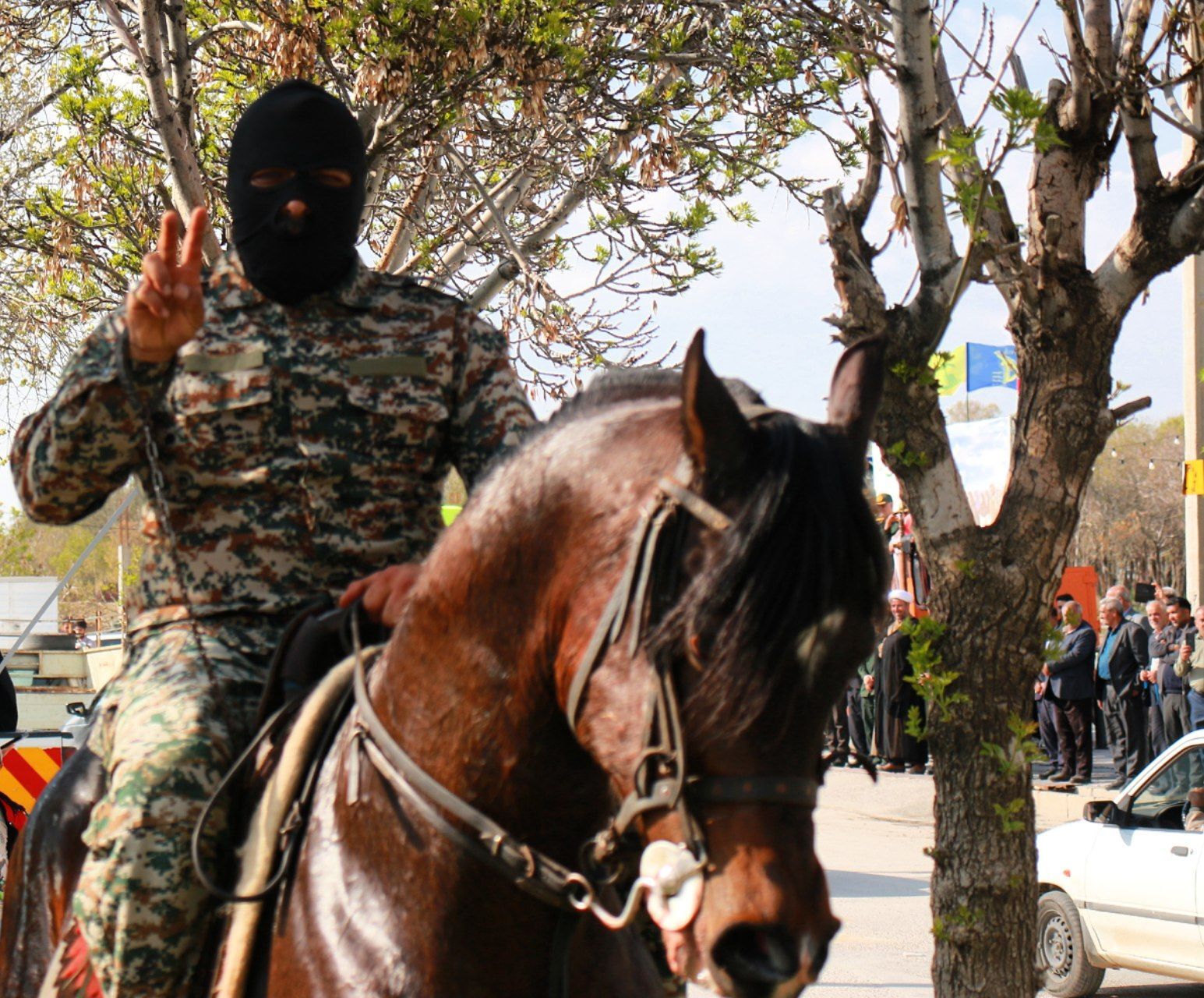 رزمایش خودرویی به مناسبت ولادت امام رضا(ع) در کبودراهنگ