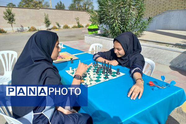 افتتاحیه المپیاد ورزشی درون‌مدرسه‌ای در دبیرستان منتصرین شاهد ورامین