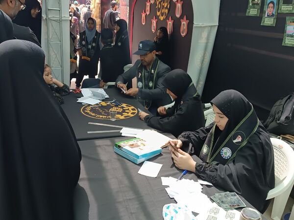 موکب «هم‌قدم تا حرم»؛ میعادگاه خادمان دانش‌آموز