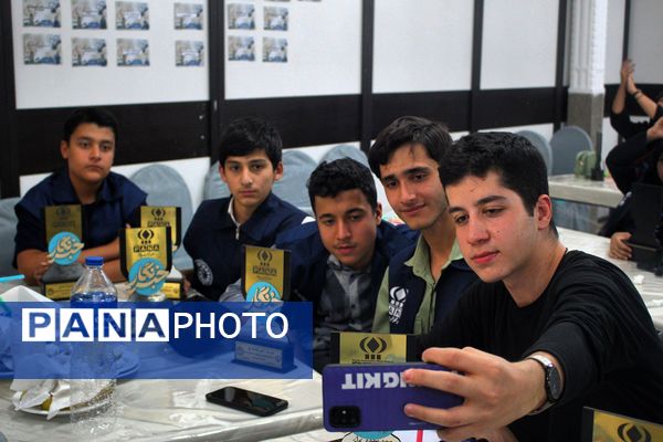 آیین تجلیل از طلایه‌داران پانایی خبر در همدان 