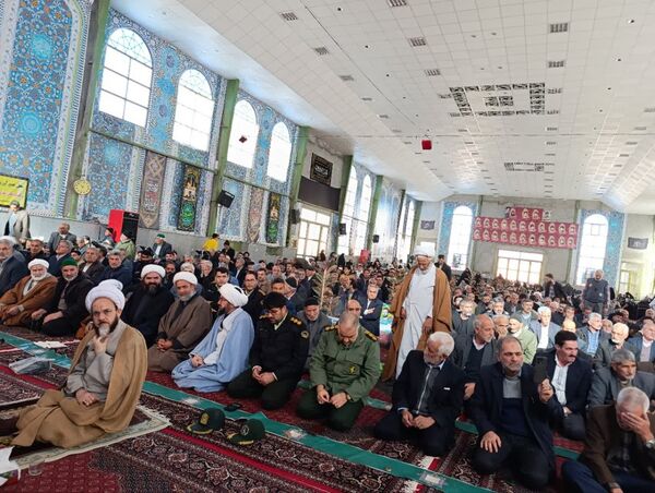 نماز عبادی سیاسی جمعه در روستای مزده خلیل آباد 
