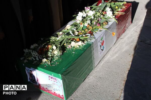 مهمان آسمانی در روستای شهیدپرور لزور