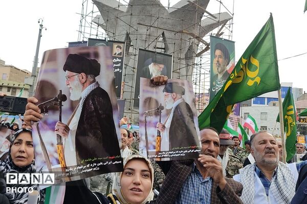 طنین لبیک به ایران امام‌رضایی؛ تجلی وحدت مدیران و بسیجیان در رزمایش بزرگ اقتدار