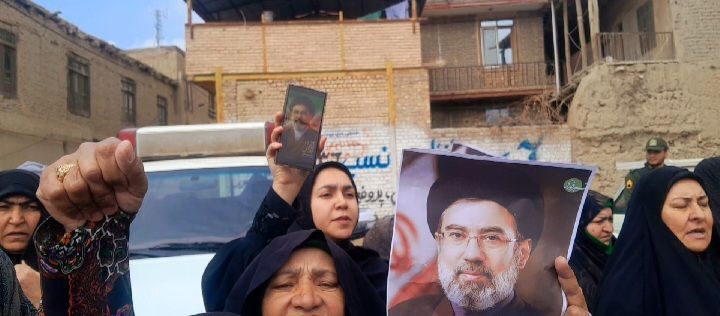  دست خدا عیان شد خامنه‌ای جوان شد 