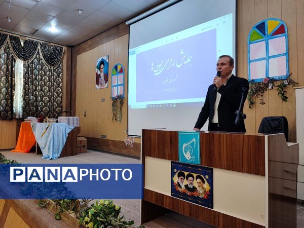 همایش تجلیل از دانش‌آموزان انجمن اسلامی شهرستان مانه و سملقان