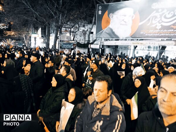 حضور ملت غیور بجنورد در شهرستان بجنورد  پی شهادت رهبر انقلاب 