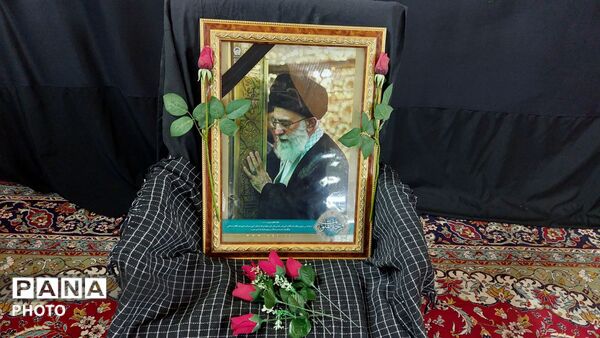 عزاداری فرهنگیان املش در چهلم رهبر شهید و شهدای مظلوم میناب 