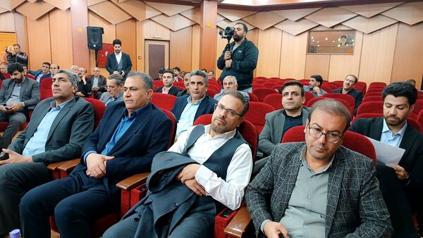 رونمایی سراسری «روایت قهرمان» در آیین گرامیداشت هفته کتاب یاسوج